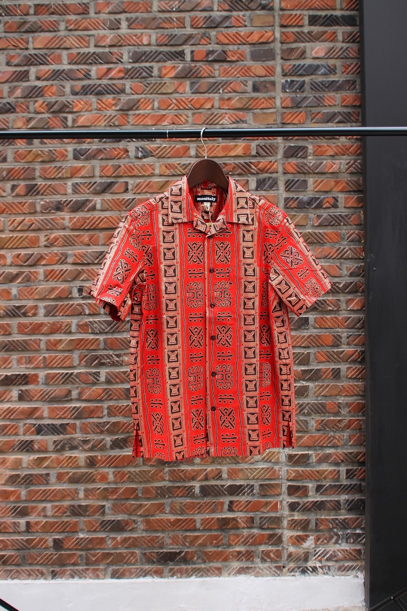 [Monitaly] Weekend Shirt - Adin Symbol Red