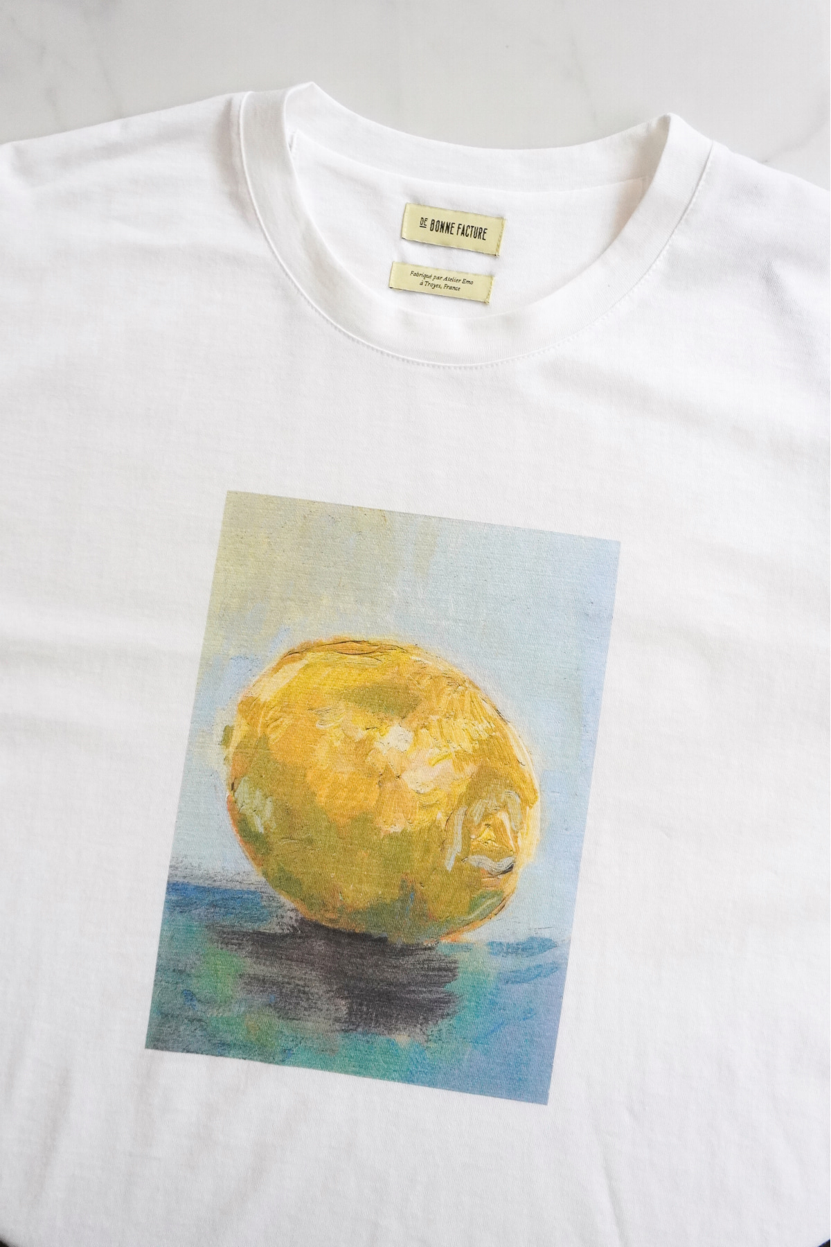 [DE BONNE FACTURE]  Printed T-Shirt – White/Printed Lemon