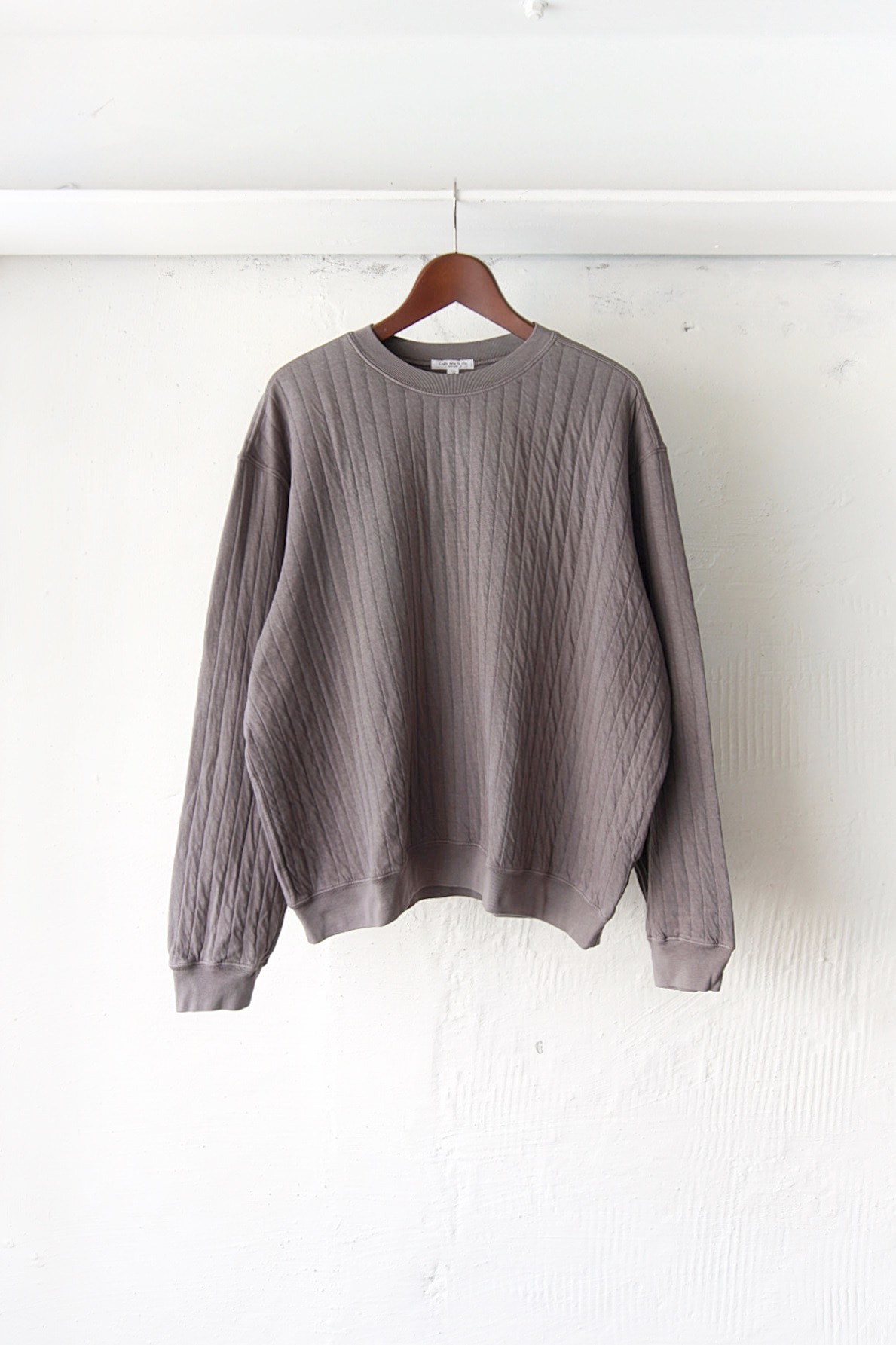 [LADY WHITE CO.] Quilted Crewneck - Dust Grey
